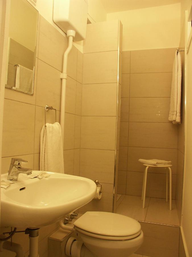 Azur Hotel Beausoleil